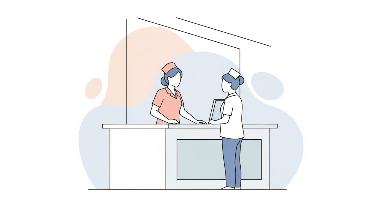 Masa Operasi Klinik Kesihatan Sabak Bernam 2026 Terkini 1 Seorang jururawat sedang memberikan penerangan kepada pesakit di kaunter pendaftaran.