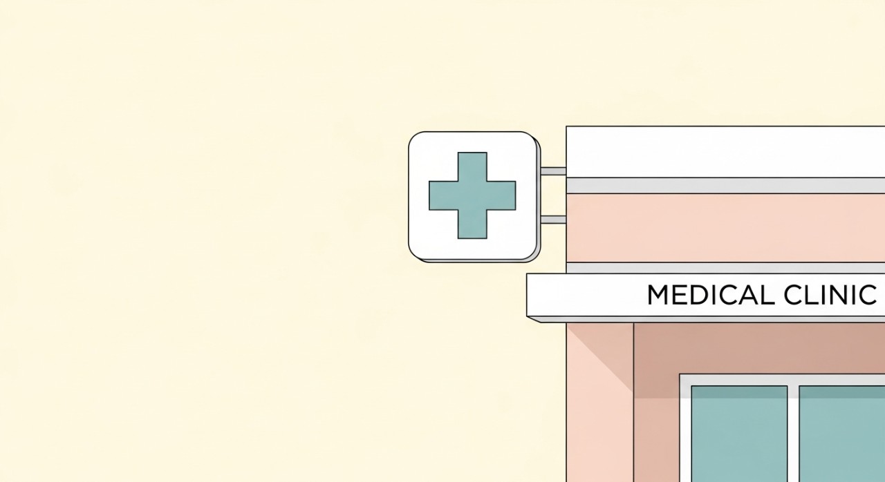 Bangunan hadapan Klinik Penawar yang terletak di kawasan Simpang Renggam.