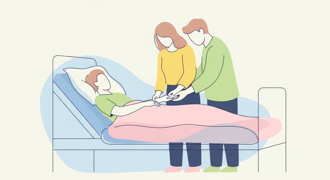 Masa Melawat Damai Service Hospital 2026: Jadual Terkini 1 Dua orang pelawat berdiri di sisi katil pesakit sambil berbual dengan nada perlahan.